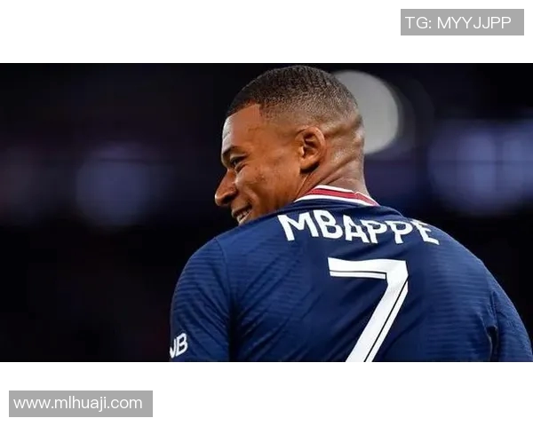 体育头条热议：姆巴佩是否将离开巴黎？